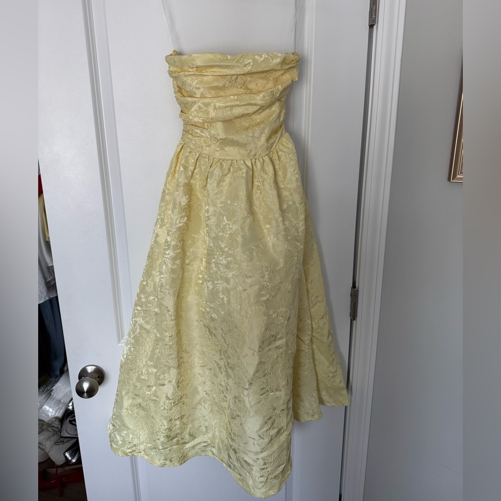 Babyboo Saoirse Midi Dress - Picture 2 of 3